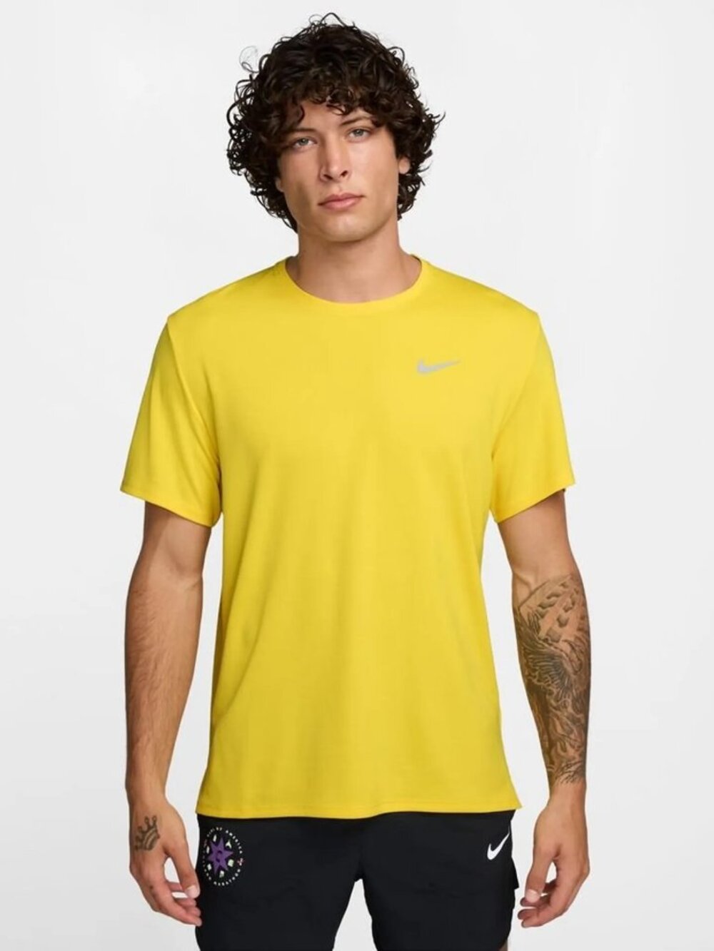 Nike Miler Dri-FIT UPF 40+ Mens Yellow Running Shirt Athletic Gym CrossFit Top